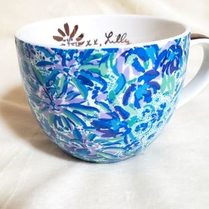 NWOT 2 Lily Pulitzer ceramic mug 12 ounces Each
